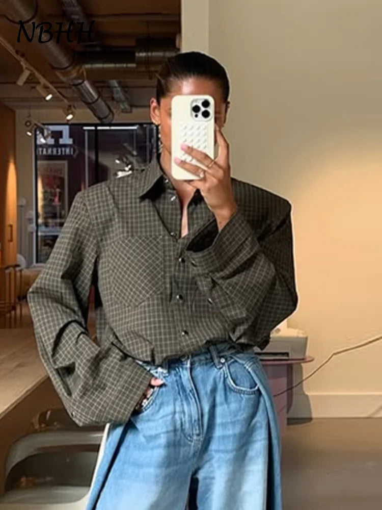 Fashion Green Plaid Women's Shirts Loose Lapel Long Sleeve Single Breasted Pockets Shirt Women 2025 Autumn Lady Commute Tops